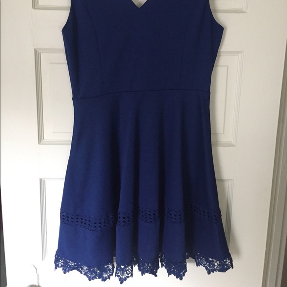 Francesca’s Miami Navy Blue Dress - Picture 3 of 6